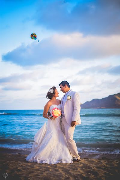 Wedding photographer Aaron Meza (aaronmeza). Photo of 19 August 2016