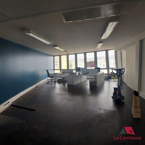 Vente locaux professionnels  180 m² à Marseille 15ème (13015), 250 000 €