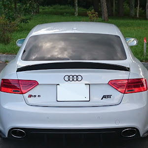 RS5 クーペ B8