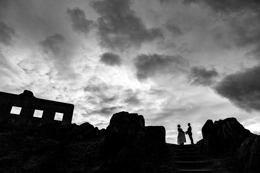 Fotografo di matrimoni Lukas Tycar (lukastycar). Foto del 2 febbraio 2020