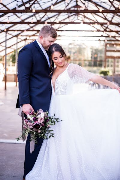 Fotógrafo de casamento Caitlyn Neapolitan (caitneapolitan). Foto de 8 de novembro 2020