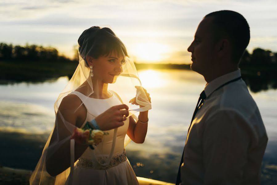 Fotógrafo de casamento Anastasiya Filomenko (stasyafilomenko). Foto de 18 de janeiro 2017