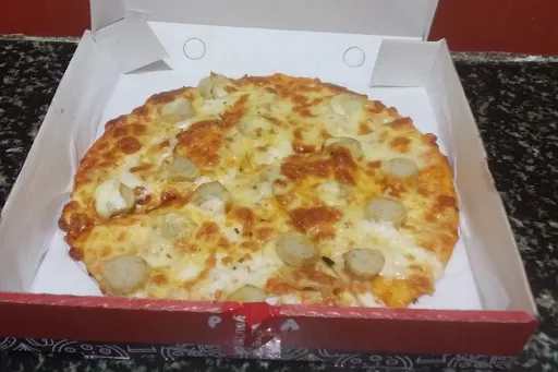 Cheesy Chicken Classic Pizza