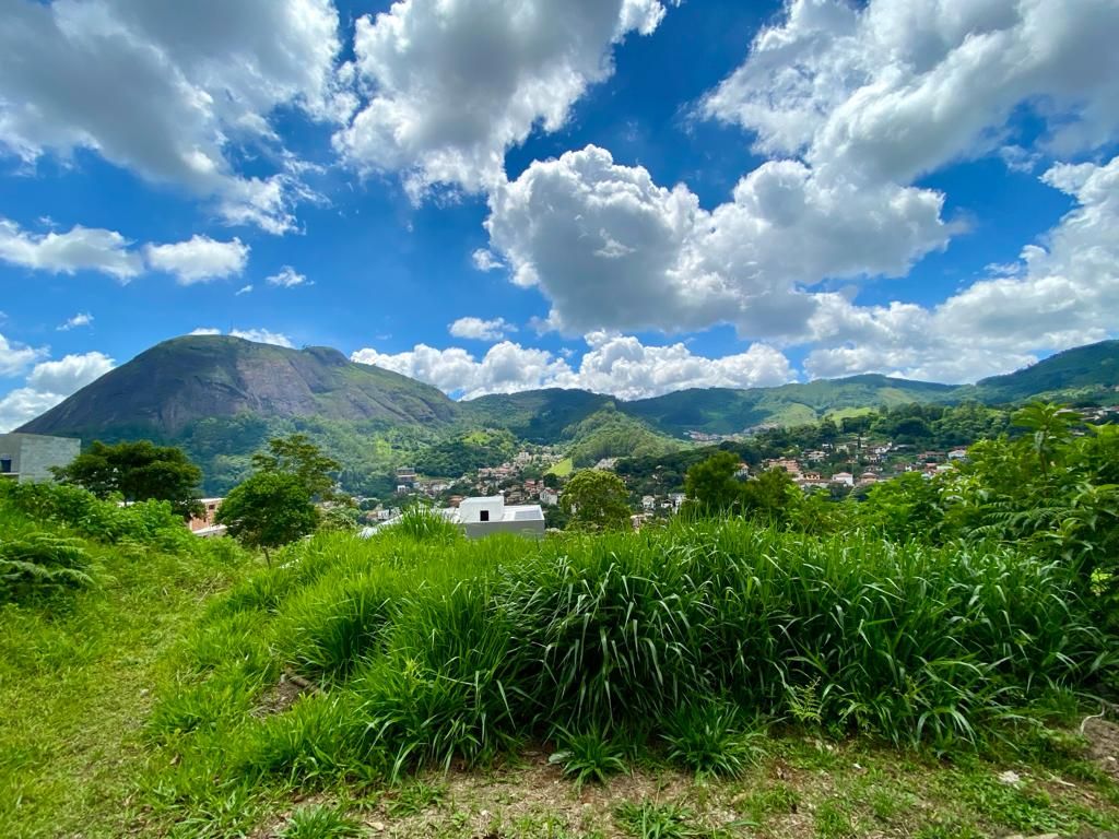 Terrenos à venda Cascatinha