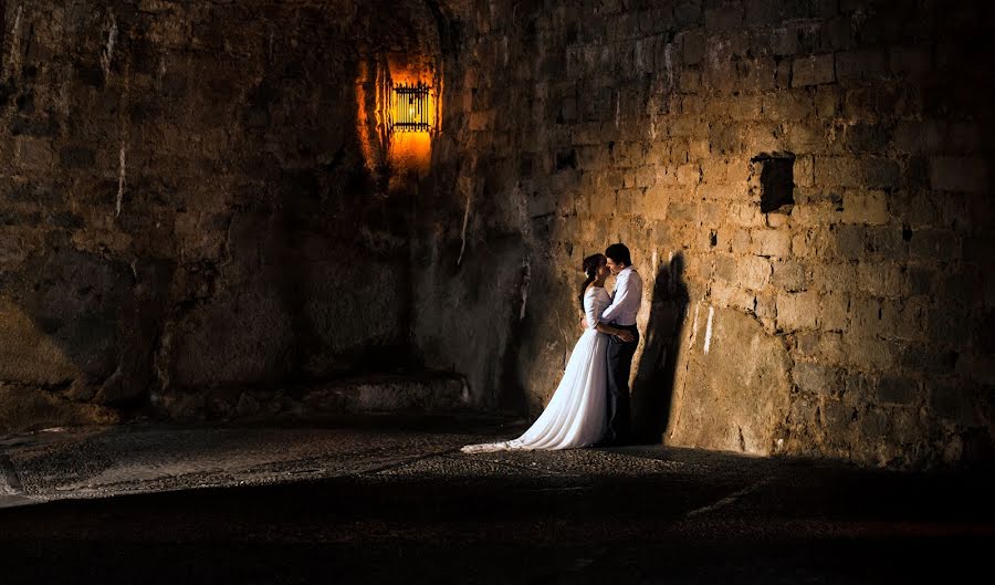 Wedding photographer Roberto Abril Olid (robertoabrilol). Photo of 14 December 2015