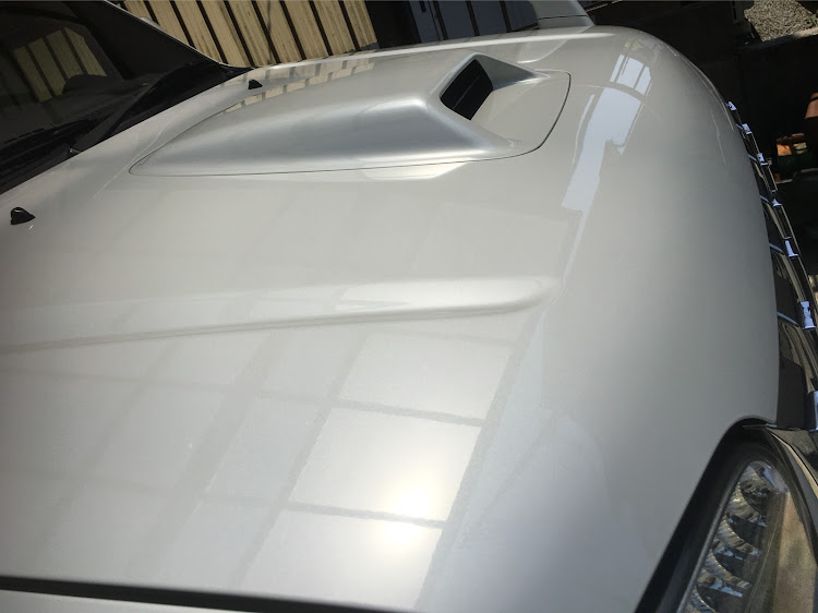 ジムニーのガラスコーティング・DIY・洗車・自己満足に関するカスタム事例の投稿画像1枚目