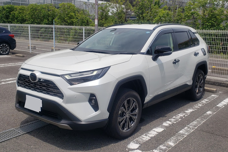 RAV4のACCイージーアップ・DIY・リフトアップ・車高調整に関するカスタム事例の投稿画像10枚目