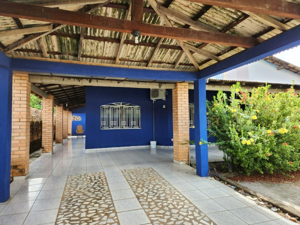 Casa com 2 dormitórios à venda, 270 m² por R$ 700.000 - Paraviana - Boa Vista/RR