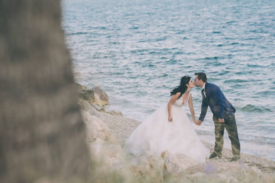 Fotografo di matrimoni Xaris Siaxamis (siaxamis). Foto del 19 giugno 2019