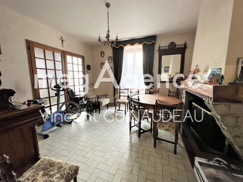 Vente maison 8 pièces 170 m² à Sèvremoine (49450), 189 500 €