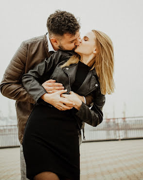 Wedding photographer Viktor Lazutin (lazutin). Photo of 6 December 2019