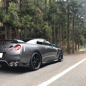 NISSAN GT-R R35
