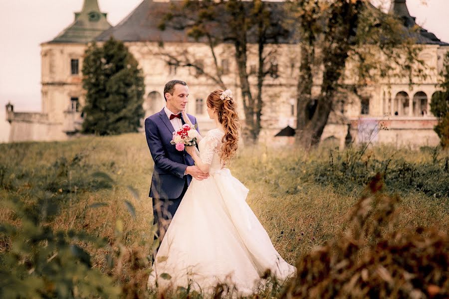 Nhiếp ảnh gia ảnh cưới Roman Medvіd (photomedvid). Ảnh của 23 tháng 11 2018