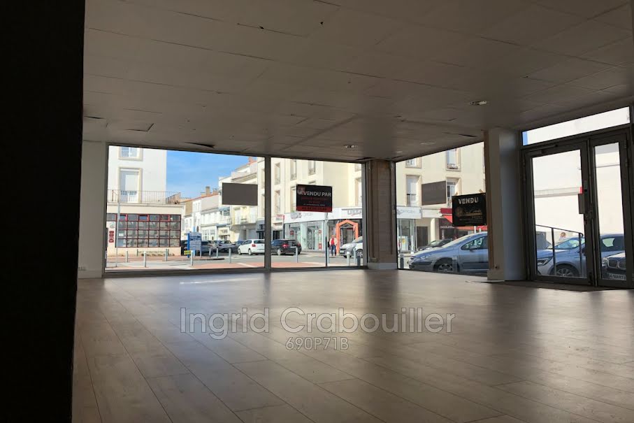 Vente locaux professionnels  110 m² à Royan (17200), 245 000 €