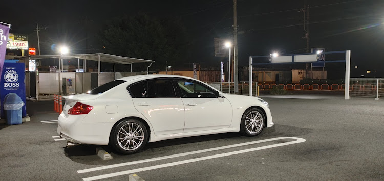 スカイラインのV36 スカイライン・洗車・台風に関するカスタム事例の投稿画像2枚目