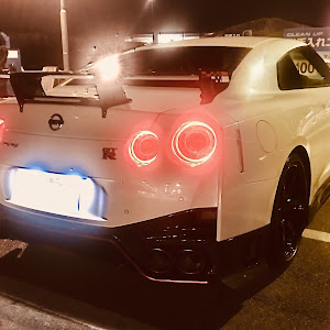 NISSAN GT-R R35