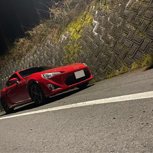 86