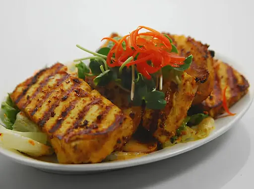 Grilled Paneer With Rice