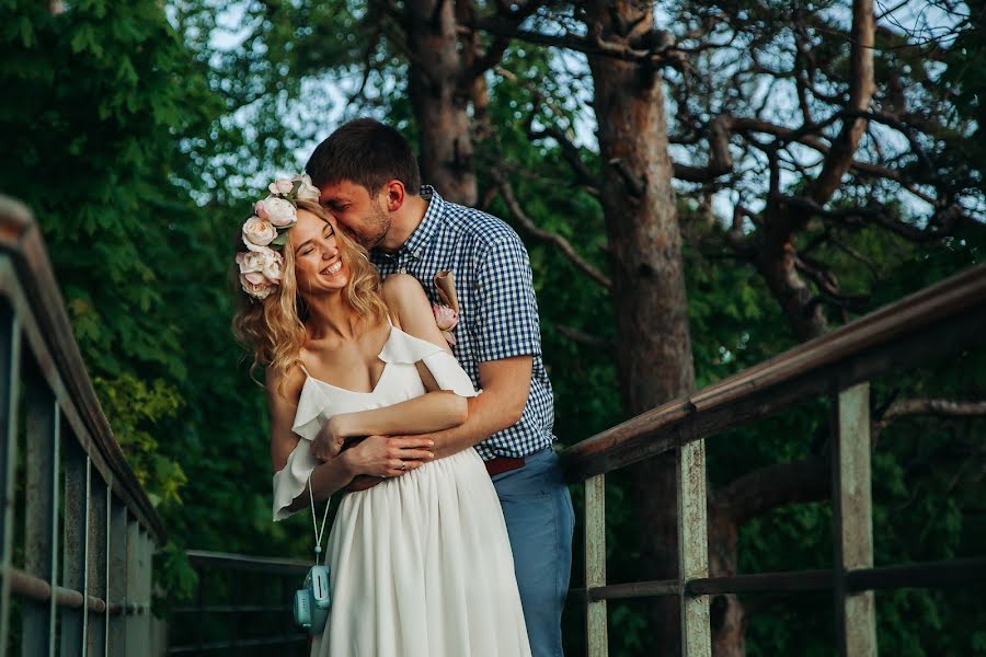 Fotografo di matrimoni Artem Pastukhov (artpastukhov). Foto del 2 giugno 2015