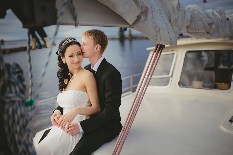 Wedding photographer Yuliya Tarasova (yuliatarassi1111). Photo of 21 January 2016