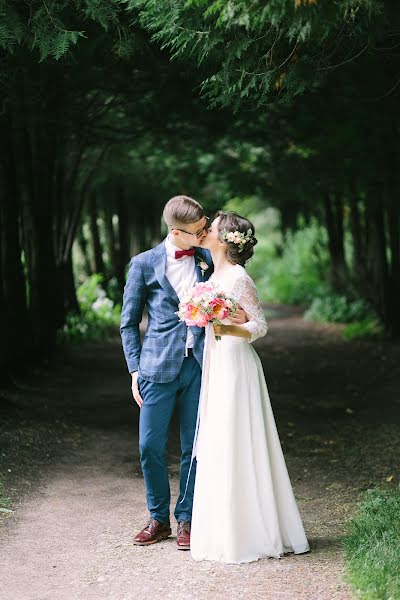 Fotógrafo de bodas Marina Novikova (silsa). Foto del 14 de abril 2017