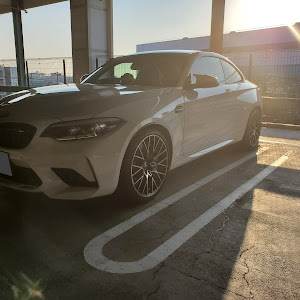 M2 クーペ