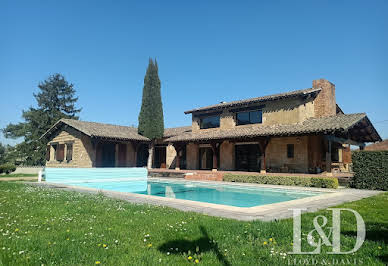 Maison avec piscine et jardin 2