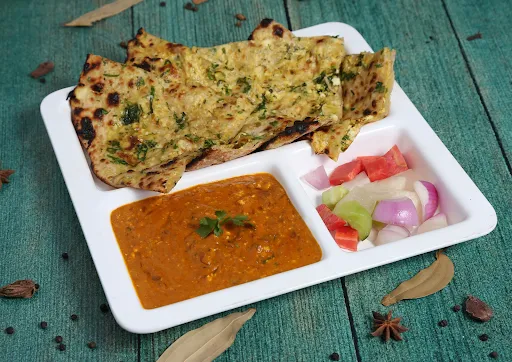 Paneer Naan With Gravy