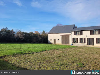 maison à Saint-Priest-la-Marche (18)