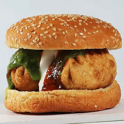 Chicken Cheese Momos Burger