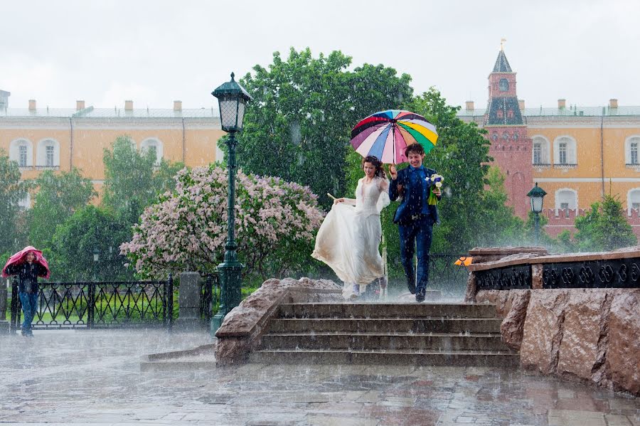 Fotografo di matrimoni Elena Shepeleva (elensha). Foto del 18 gennaio 2017