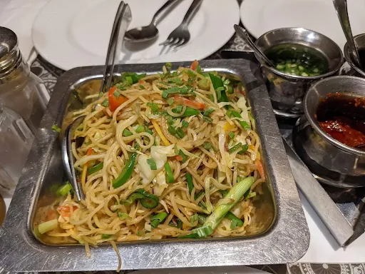 Chicken Hakka Noodles