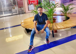 Bhabani Shankar biswal at Westend Mall, Aundh,  photos