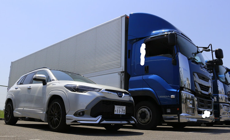 カローラクロスのとある一日・仕事と遊び・洗車・カメ活📸・今週まだ半分😱に関するカスタム事例の投稿画像2枚目