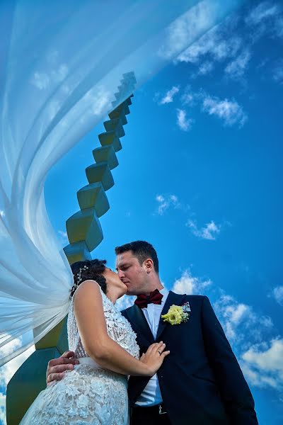 Wedding photographer Alex Dărac (daracc). Photo of 24 May 2018