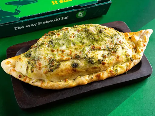 Pesto Calzone