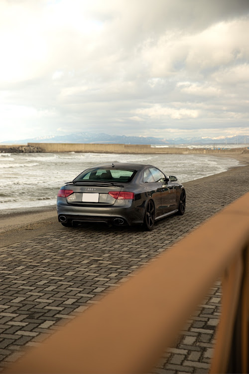 RS5 クーペのバックシャンな愛車・2月もよろしくお願いします・写活・カメ活・OKDに関するカスタム事例の投稿画像1枚目