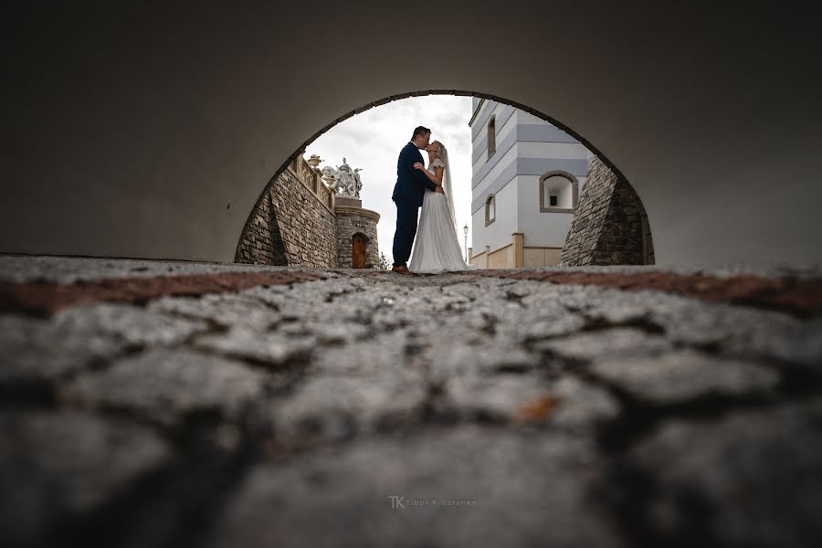 Fotógrafo de casamento Tibor Kosztanko (svadobnyfotograf). Foto de 20 de setembro 2022