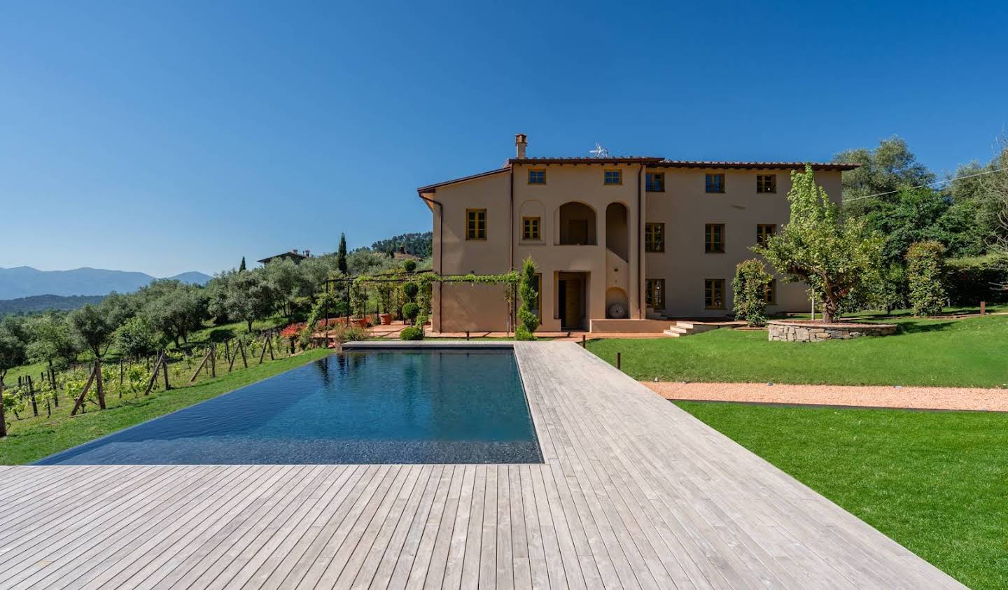 Villa avec piscine et jardin Lucques