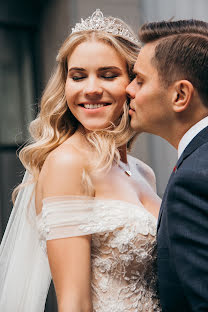 Wedding photographer Elena Velichko (velychko1). Photo of 28 December 2019