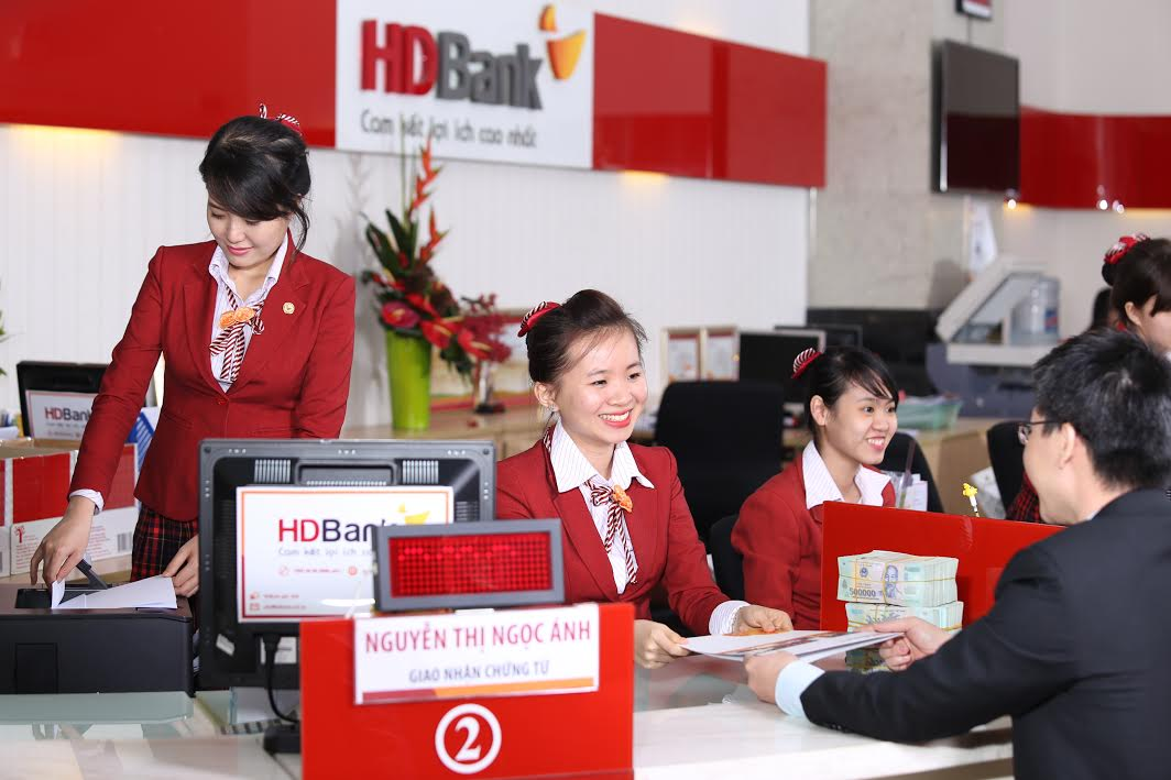 sao kê lương tại quầy giao dịch HSBC