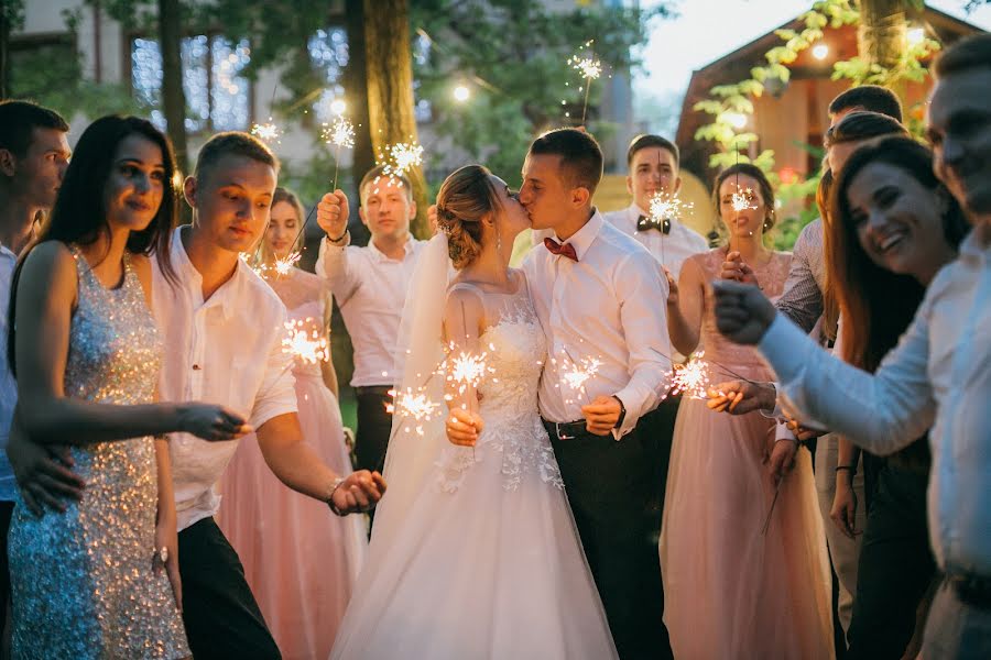 ช่างภาพงานแต่งงาน Anatoliy Cherkas (cherkas) ภาพเมื่อ 5 ธันวาคม 2017