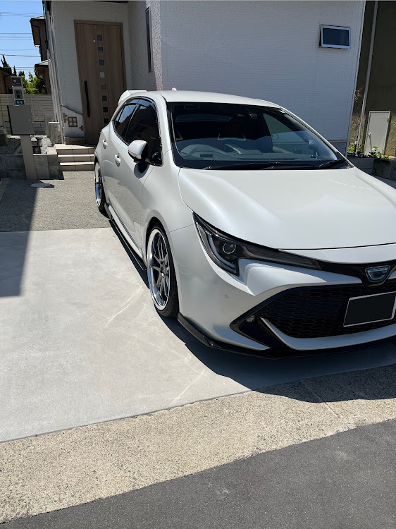 カローラスポーツのカローラスポーツ・カローラスポーツハイブリッドGZ・洗車・KUHLコンプリートに関するカスタム事例の投稿画像4枚目