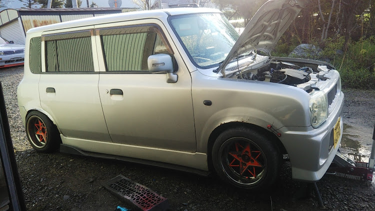 アルトラパンのイデアル車高調・suzukisports・可変アクスル・フルカロッツェリアに関するカスタム事例の投稿画像3枚目