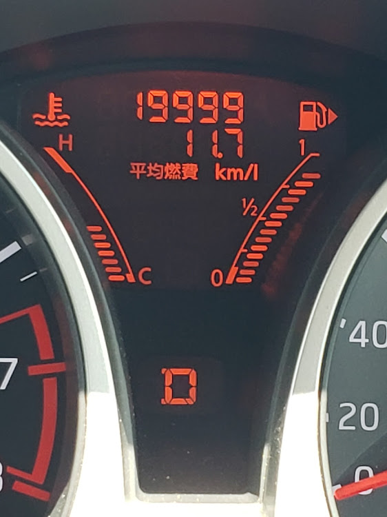 Hei tianさんが投稿したジューク・イエローに関するカスタム事例の投稿画像1枚目