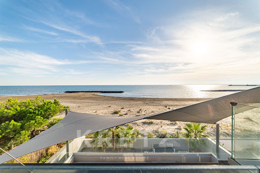 Terrace with sea and beach view in this luxury property for sale in Grau d'Agde ($2,467,457 - 212 m²)