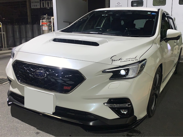 レヴォーグのSTCの洗車変態王😍・28回目やりました〜❗️✨✨🚗✨✨・明日は、オフ会and STC爆音MT❗️😍💕💕・いつもいいね👍&コメントありがとうございます🙇🏻‍♂️✨に関するカスタム事例の投稿画像1枚目