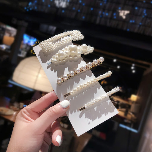 Title 4, Pearl Hair Clip Set Adult Side Card One Word Cl...