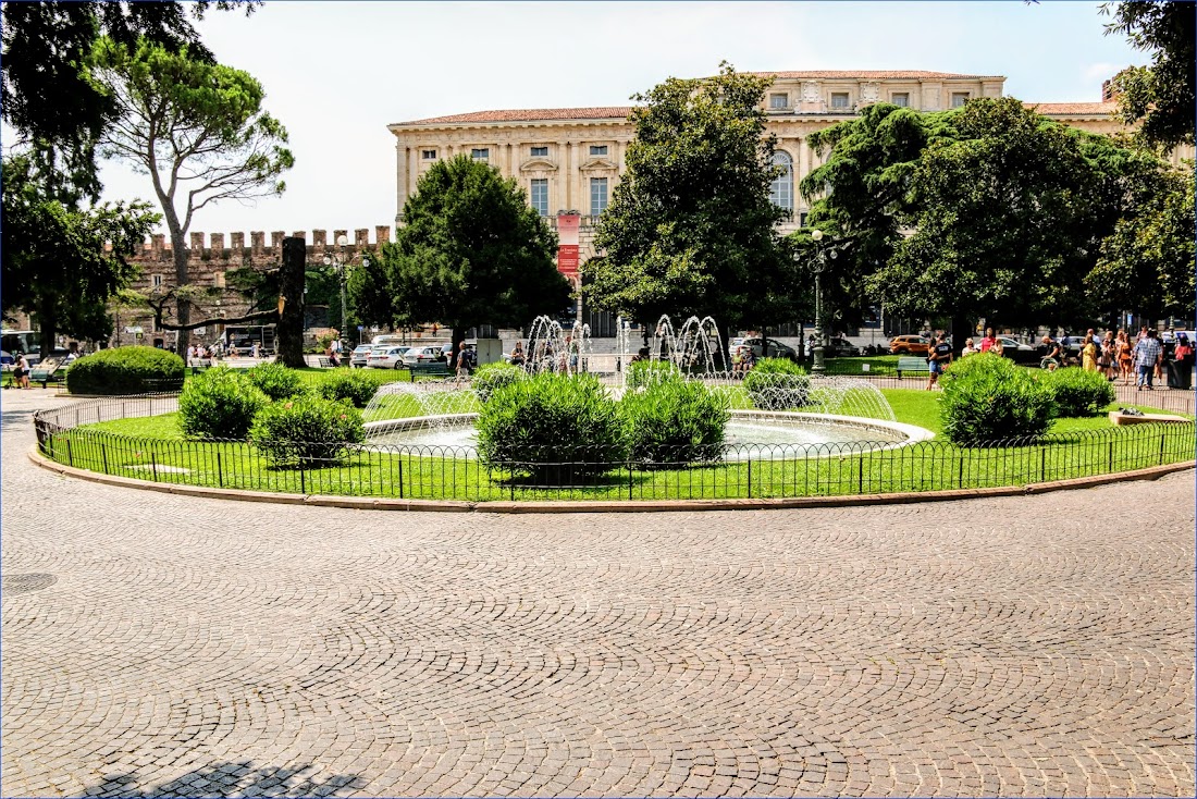 Верона, Венеция, озеро Гарда и немного Доломитовых Альп или как мы убегали от дождя (июль 2021)