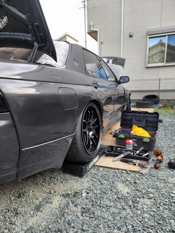 スカイラインのDIY・リフレッシュ・R32・低そうで低くない少し低い車・5月もよろしくお願いしますに関するカスタム事例の投稿画像5枚目